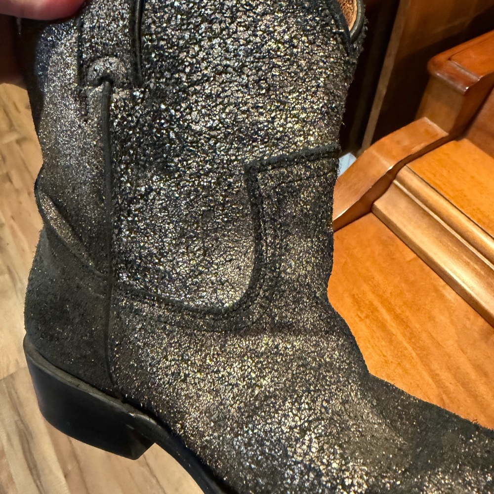 Frye Sparkly Black Cowboy Boots - Picture 5 of 5